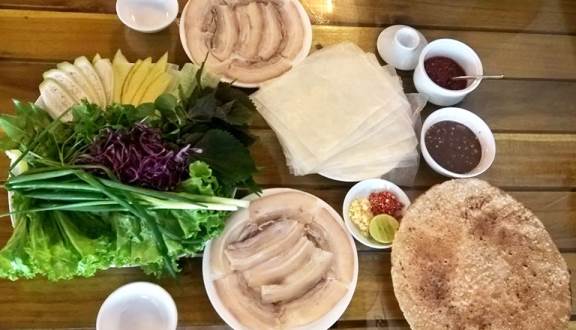 indanang_pho-co-cafe-restaurant
